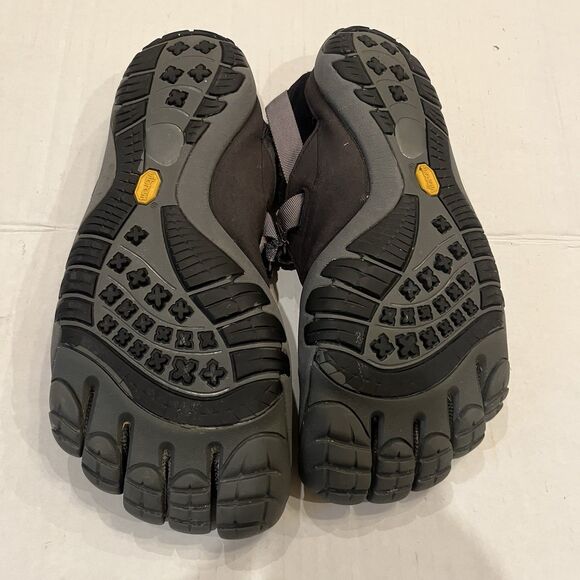 Vibram FiveFingers Treksport Mens Black Gray Barefoot Running Shoes M4485 EU 47 - Picture 7 of 12